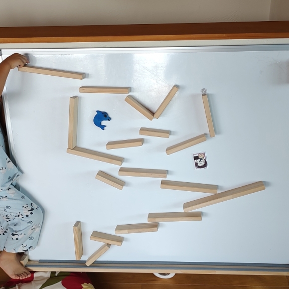 壁掛け式ピタゴラ装置（クーゲルバーン）を作ったら家が荒れなくなった！